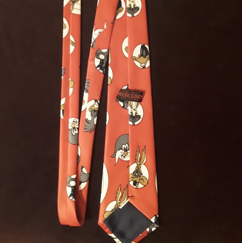 Men's Looney Toons Tie 57 Inch - Mgung Ju Silk